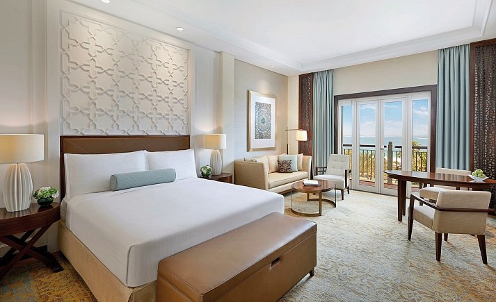 The Ritz-Carlton, Dubai - Wohnbeispiel Ocean Deluxe King (Zimmercodierung D1M)