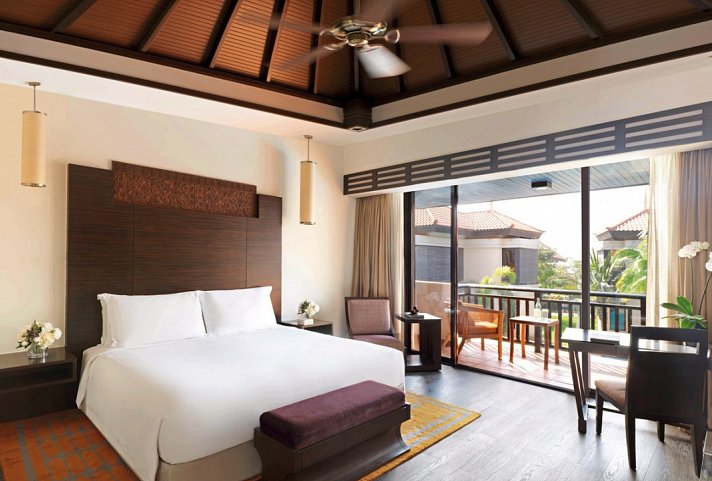 Anantara The Palm Dubai Resort - Wohnbeispiel Premier Lagoon View (Zimmercodierung DM1)