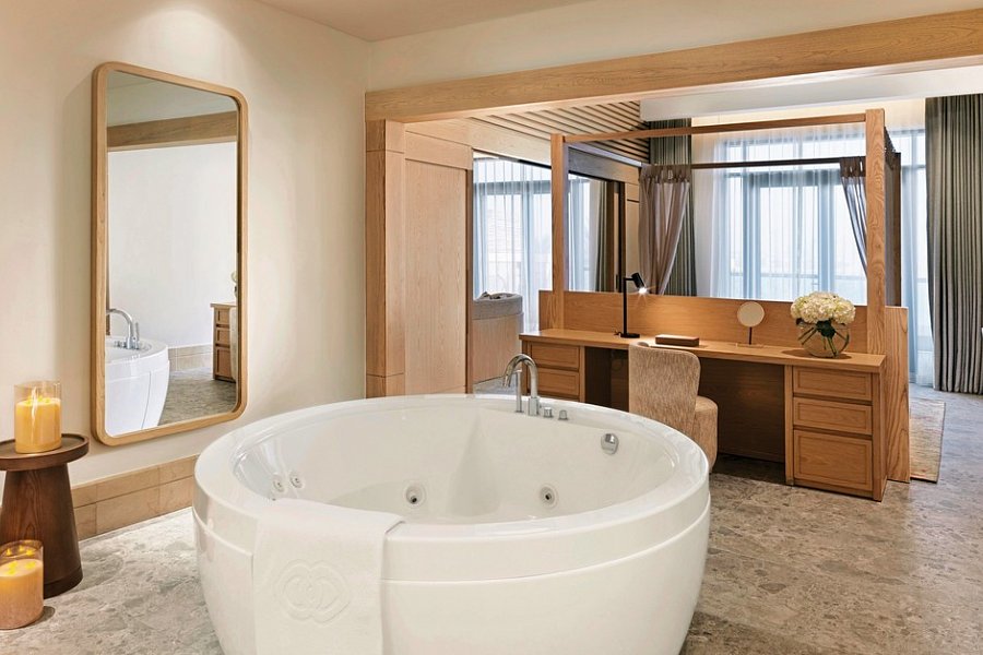 Sofitel Dubai The Palm - Wohnbeispiel Signature Palm Suite Resort View (Zimmercodierung WB3)
