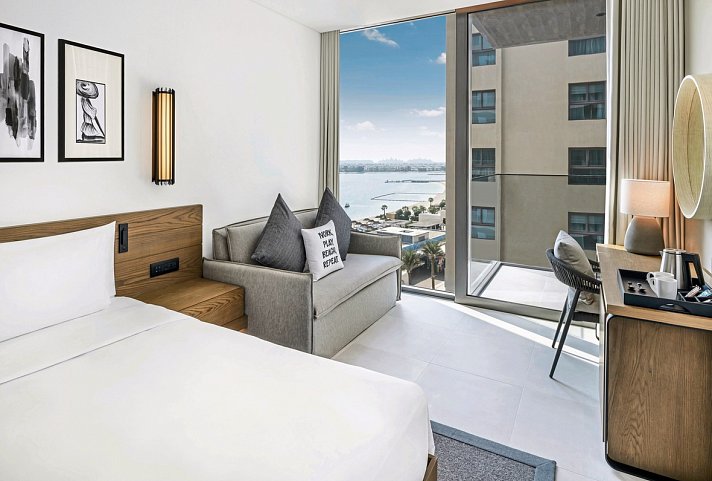 Radisson Beach Resort Palm Jumeirah - Wohnbeispiel Superior Room Partial Sea View (Zimmercodierung DSN)