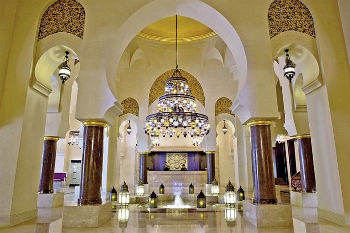 JAZ Miramar Al Aqah Beach Resort - Lobby