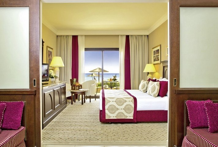 JAZ Miramar Al Aqah Beach Resort - Wohnbeispiel Superior Room Side Sea View (Zimmercodierung US3)