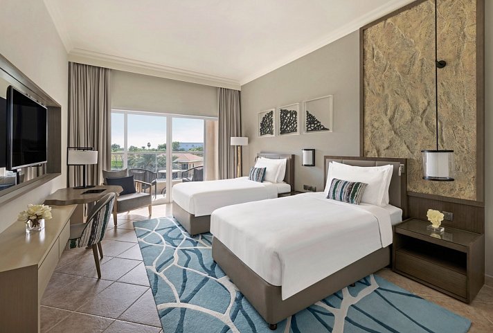 Fujairah Rotana Resort & Spa Al Aqah Beach - Wohnbeispiel Guest Room (Zimmercodierungen DB1 & FB1)