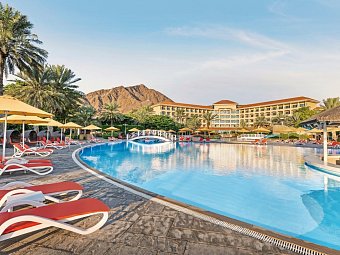Fujairah Rotana Resort & Spa Al Aqah Beach