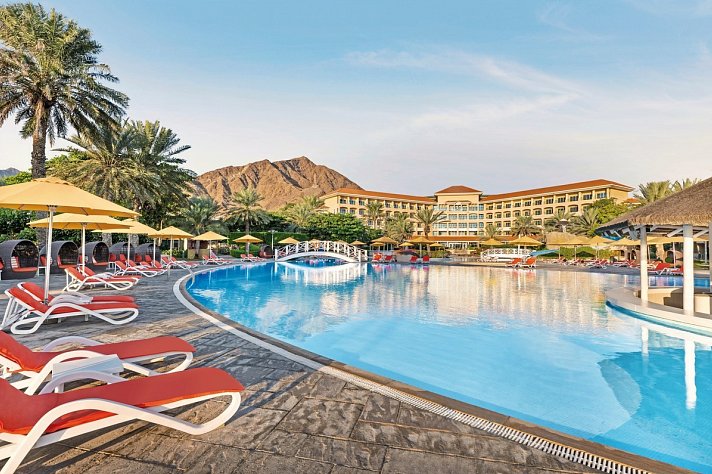 Fujairah Rotana Resort & Spa Al Aqah Beach