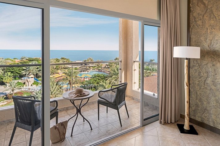 Fujairah Rotana Resort & Spa Al Aqah Beach