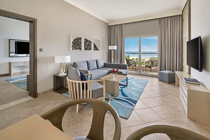 Fujairah Rotana Resort & Spa Al Aqah Beach