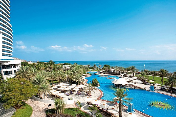 Le Meridien Al Aqah Beach Resort
