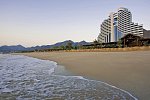 Le Meridien Al Aqah Beach Resort