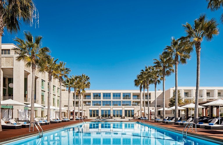Victoria Golf Resort & Spa