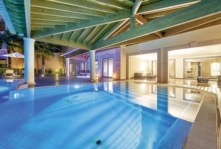 Cascade Wellness Resort - 