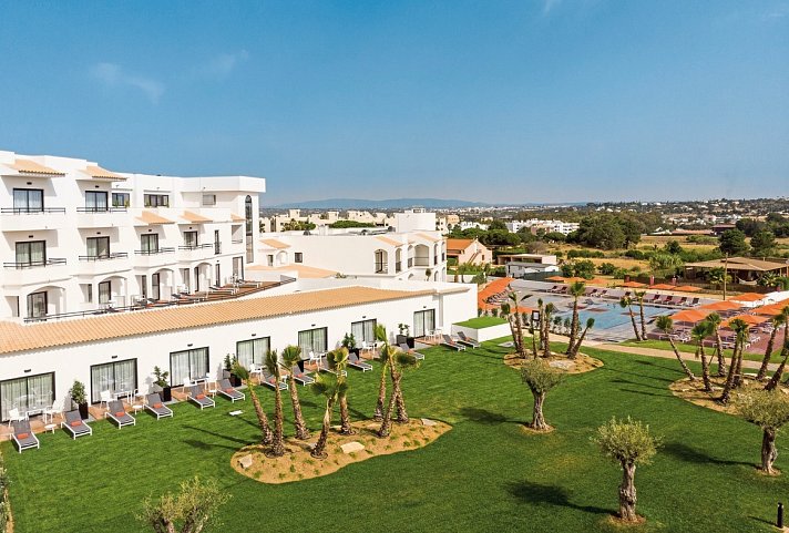 Regency Salgados Hotel & Spa