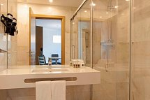 Turim Presidente Hotel - Beispiel Bad Suite Superior (Zimmercodierungen WS8 & WSC)