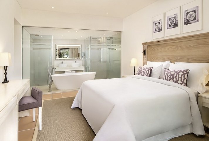 Pine Cliffs Hotel & Pine Cliffs Ocean Suites - One Bedroom Ocean Suite (Zimmercodierungen WB1, WB2, WB3 & WB4)