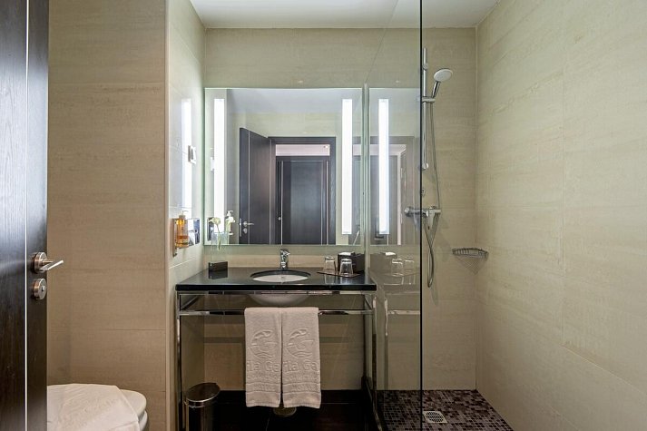 Vila Galé Collection Praia - Beispiel Bad Doppelzimmer (Zimmercodierungen DBL & DBP)