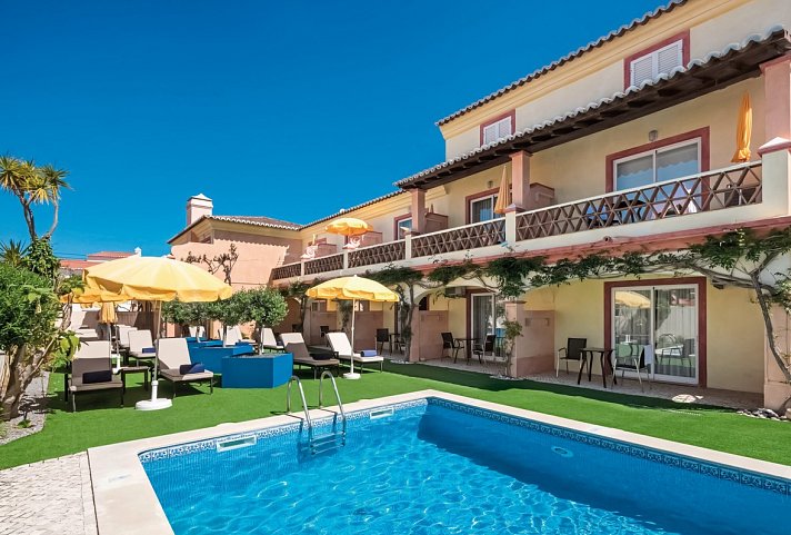 Costa d'Oiro Ambiance Village