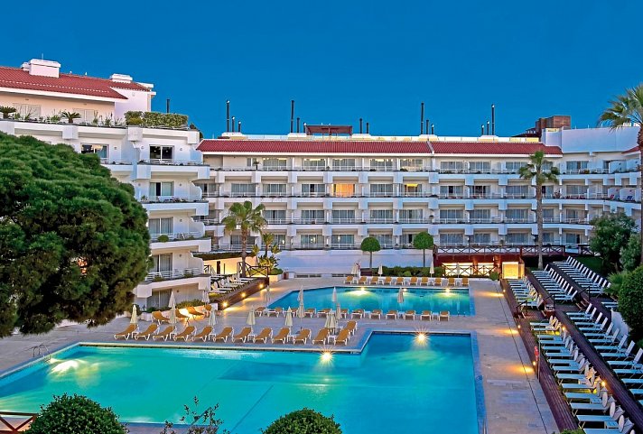 Aqualuz Lagos by Editory