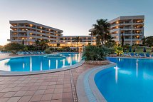 Alfagar Aparthotel
