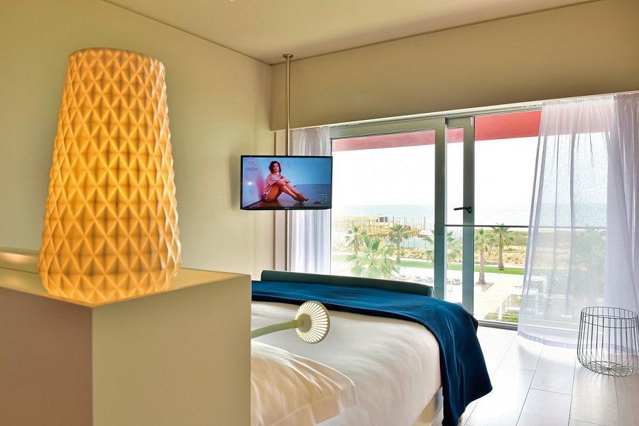 Pestana Alvor South Beach - Wohnbeispiel Doppelzimmer Deluxe Meerblick (Zimmercodierung DDM)