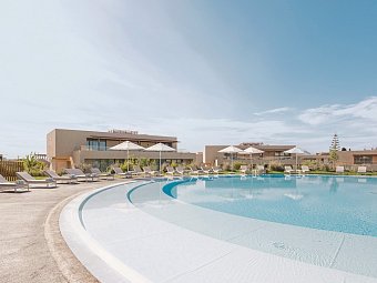 White Shell Beach Villas