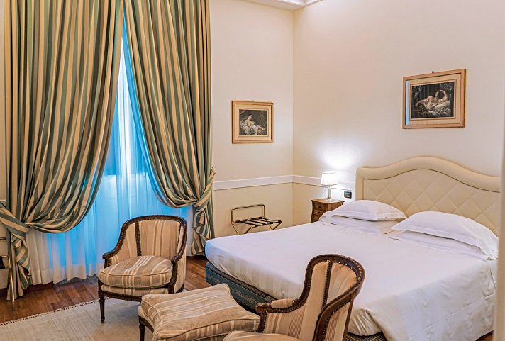 Hotel Kraft - Wohnbeispiel Doppelzimmer Superior Balkon (Zimmercodierung DS1)