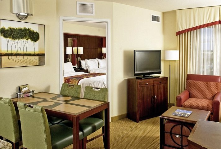 Residence Inn Fort Myers Sanibel - Wohnbeispiel One Bedroom Suite