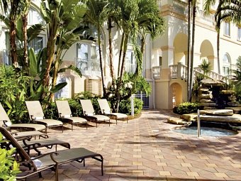 Hilton Naples