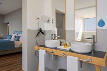 Sentido Galosol - Beispiel Bad Master Suite Meerblick (Zimmercodierung W1M)