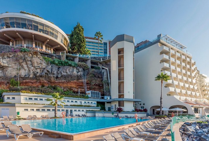 Pestana Carlton Madeira Premium Ocean Resort
