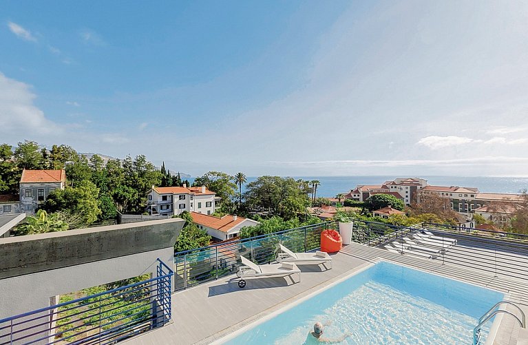 Terrace Mar