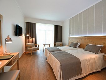 Hotel do Campo - Wohnbeispiel Doppelzimmer Meerblick (Zimmercodierungen DBN & DBM)