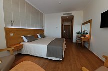 Hotel do Campo - Wohnbeispiel Doppelzimmer Meerblick (Zimmercodierungen DBN & DBM)