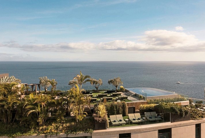 The Reserve within Savoy Palace