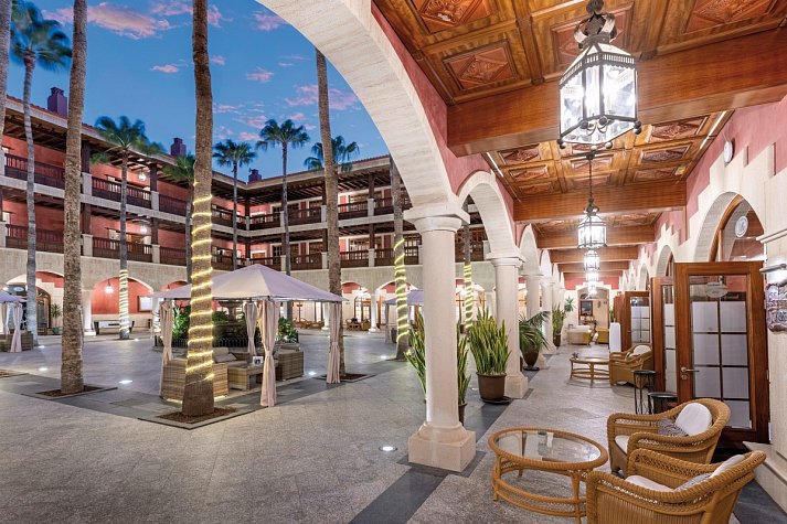 Elba Palace Golf Boutique Hotel - Patio Canario
