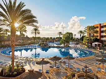 Elba Carlota Beach & Golf Resort