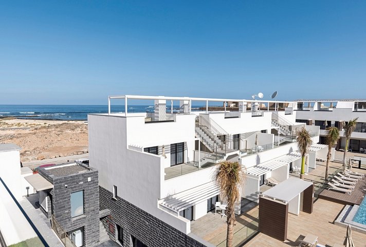 Esmeralda Cotillo Homes by LIVVO