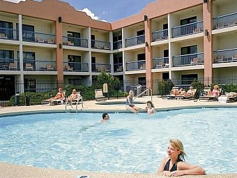 Grand Canyon Plaza Hotel - Pool
