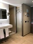 Metropol - Badbeispiel Doppelzimmer Komfort (Zimmercodierung DF1)