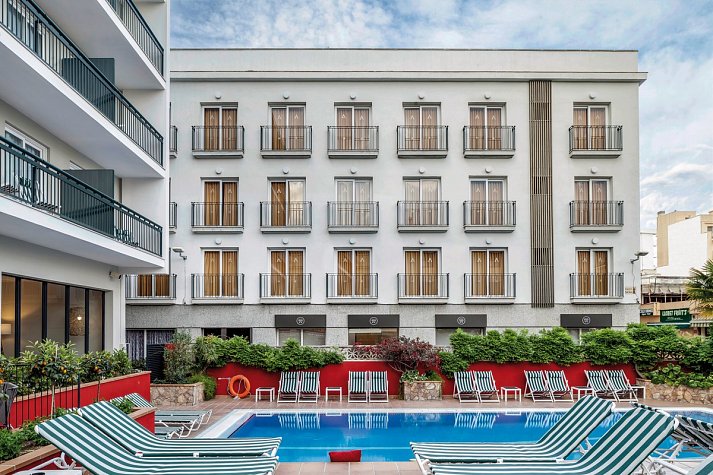 AQUA Hotel Bertran Park