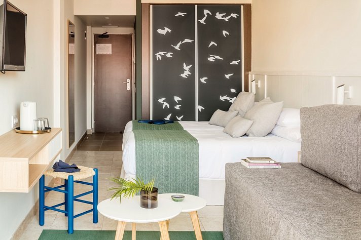 AQUA Hotel Bertran Park