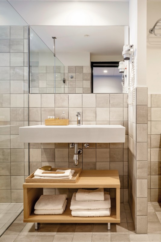 AQUA Hotel Bertran Park - Badbeispiel Doppelzimmer Premium (Zimmercodierung DM1)