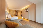 L'Azure Hotel