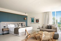 Atzavara Hotel & Spa - Wohnbeispiel Juniorsuite Poolblick (Zimmercodierung JBP)