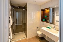 Fraser Suites Hamburg - Wohnbeispiel One Bedroom Deluxe Suite (Zimmercodierung WD1)