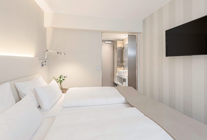 NH Hamburg Mitte - Wohnbeispiel Doppelzimmer Small Standard (Zimmercodierung DB1)