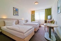 Panorama Inn - Wohnbeispiel Dreibettzimmer (Zimmercodierung DG1)