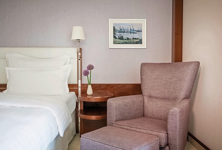 Grand Elysée Hamburg - Wohnbeispiel Doppelzimmer Grand Classic (Zimmercodierung DB1)