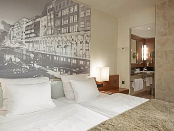 Lindner Hotel Hamburg Am Michel - Wohnbeispiel Doppelzimmer (Zimmercodierung DB1)