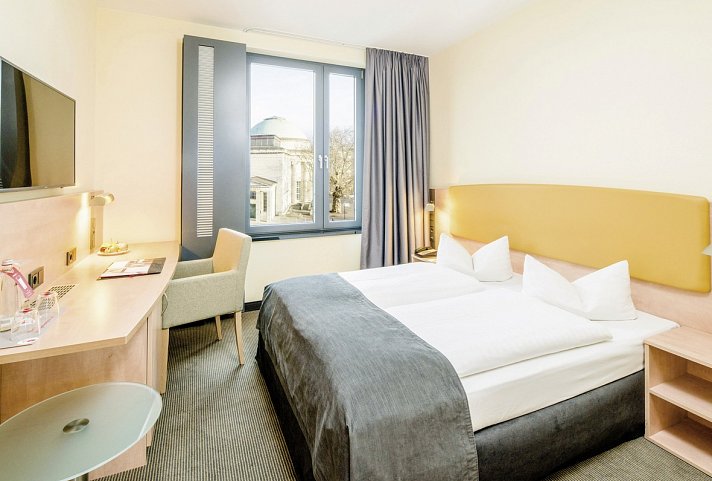 IntercityHotel Hamburg Hauptbahnhof - Wohnbeispiel Doppelzimmer Standard (Zimmercodierung DG1)