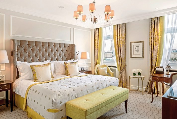 Hotel Vier Jahreszeiten - Deluxe Doppelzimmer mit Alsterblick